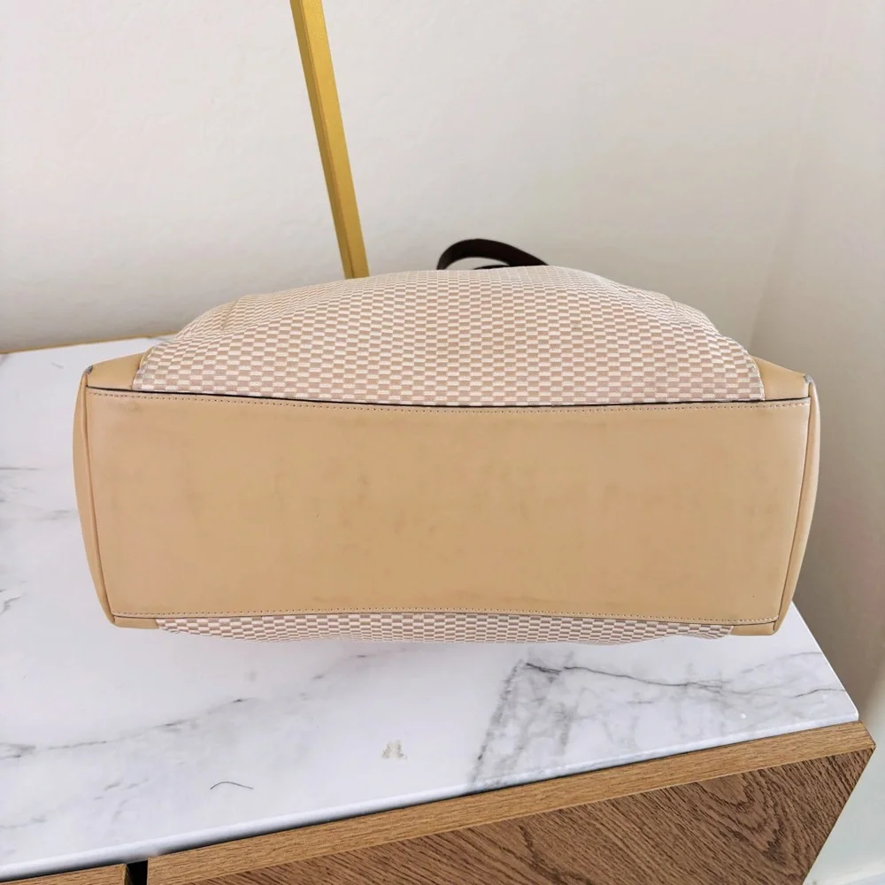 Coach stylish tote
